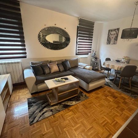 Apartment Sweet Dreams-Close To Zoo,Dinamo Stadium And The City Center Zagabria Esterno foto