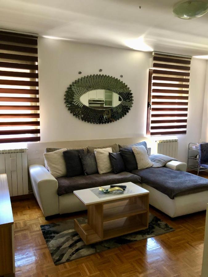 Apartment Sweet Dreams-Close To Zoo,Dinamo Stadium And The City Center Zagabria Esterno foto