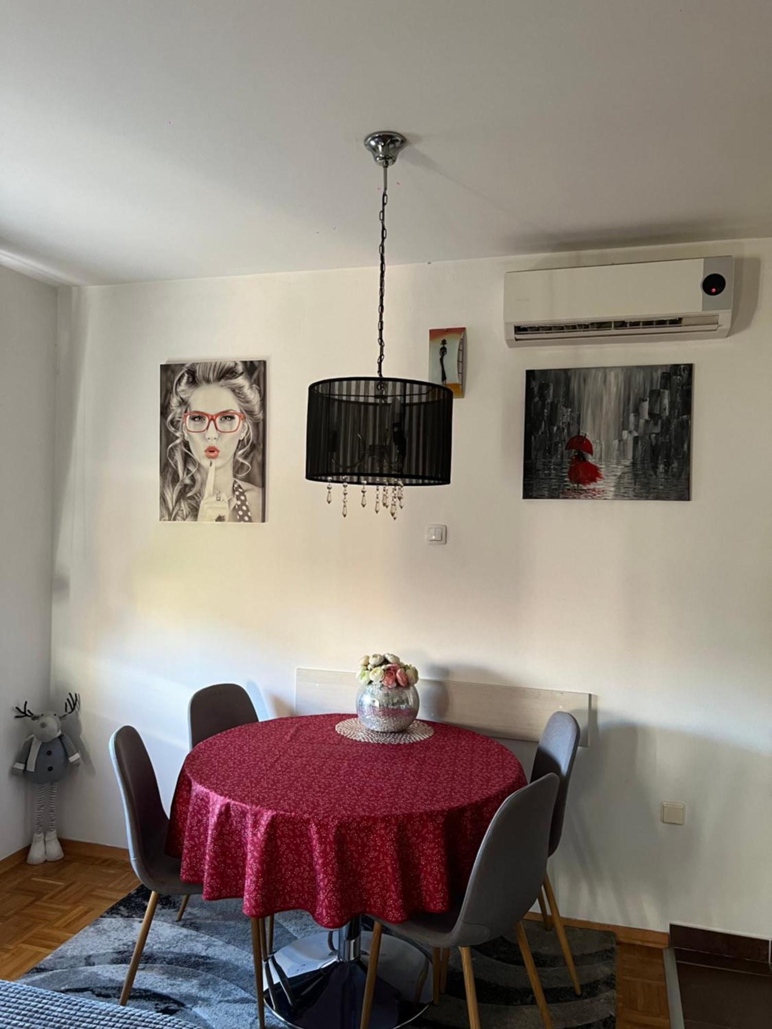 Apartment Sweet Dreams-Close To Zoo,Dinamo Stadium And The City Center Zagabria Esterno foto